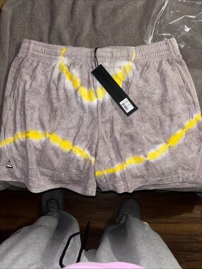 Paperplane Men's Athletic Shorts in Light Gray with Yellow Tie-Dye